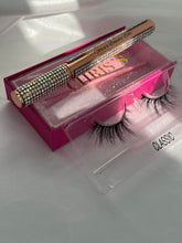 Load image into Gallery viewer, Classic Lashes

